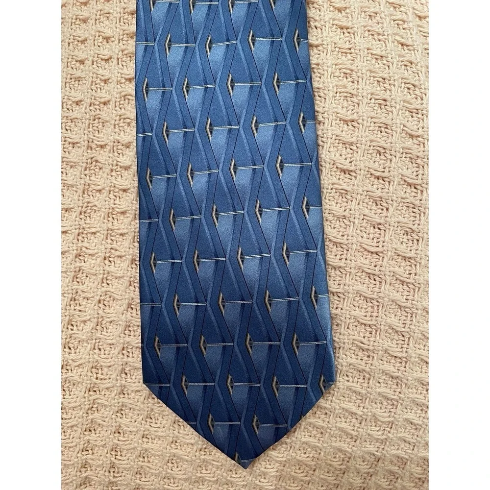 Umberto Bossi patterned blue tie